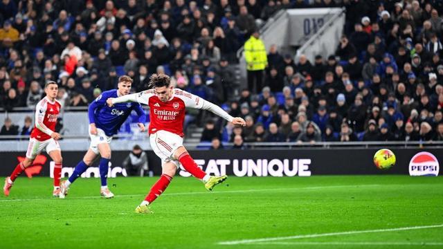 关于利物浦迎战塞维利亚：力争晋级八强的信息